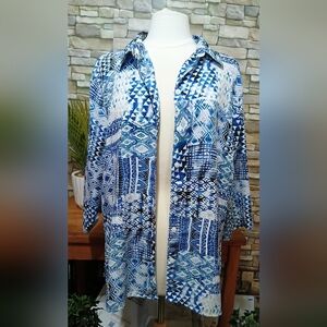 Womens Large Blue Chic Patterned Button-Up Blouse